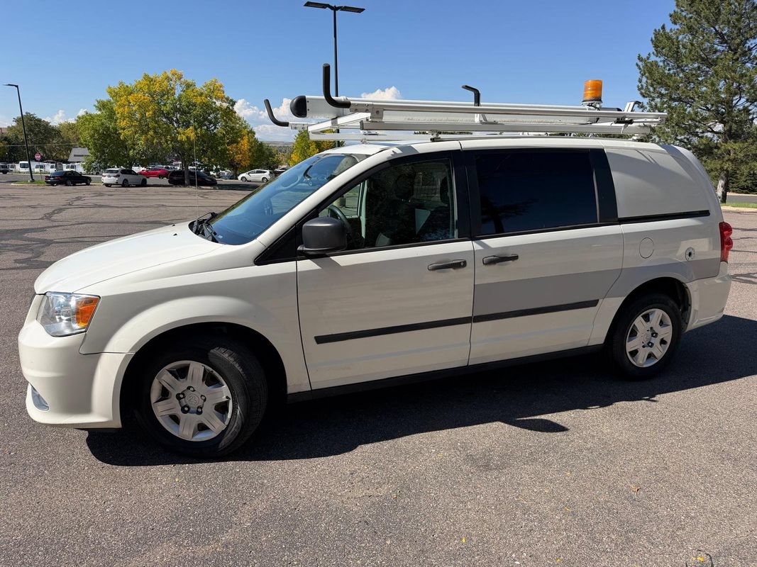 Used 2013 RAM C/V Tradesman FWD image 3