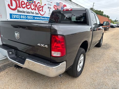 Used 2023 RAM 1500 Classic SLT w/ Trailer & Traction Group AWD/4WD image 3