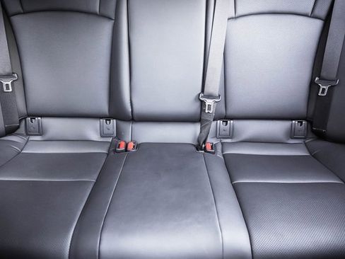 Certified 2025 Lexus ES 300h w/ Premium Package image 19