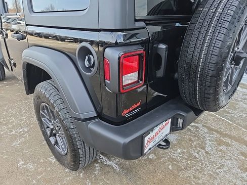 New 2026 Jeep Wrangler Unlimited Sport AWD/4WD image 18