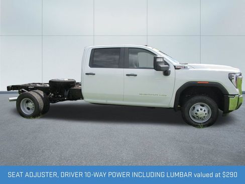 New 2026 GMC Sierra 3500 Pro w/ Convenience Package AWD/4WD image 7