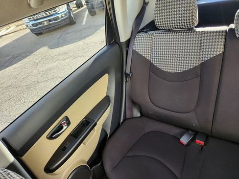 Used 2013 Kia Soul ! image 16