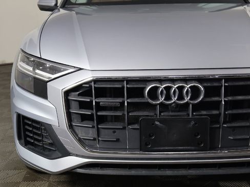 Used 2022 Audi Q8 Premium w/ Convenience Package image 13