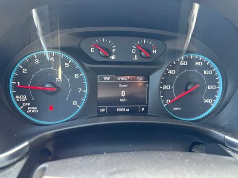Used 2021 Chevrolet Equinox LS w/ LS Convenience Package AWD/4WD image 14