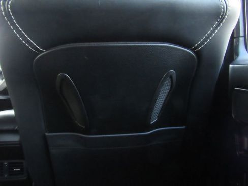 Used 2017 Mercedes-Benz G 550 Squared image 33