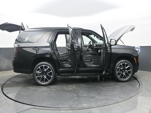 Used 2025 Chevrolet Tahoe RST w/ Comfort Package image 48