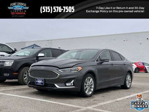 Used 2019 Ford Fusion Energi Titanium image 1