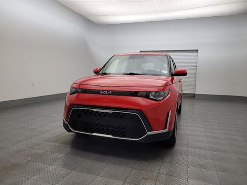 Used 2023 Kia Soul LX image 15