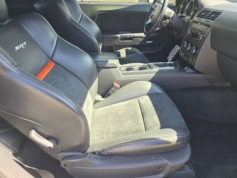 Used 2008 Dodge Challenger SRT8 image 5