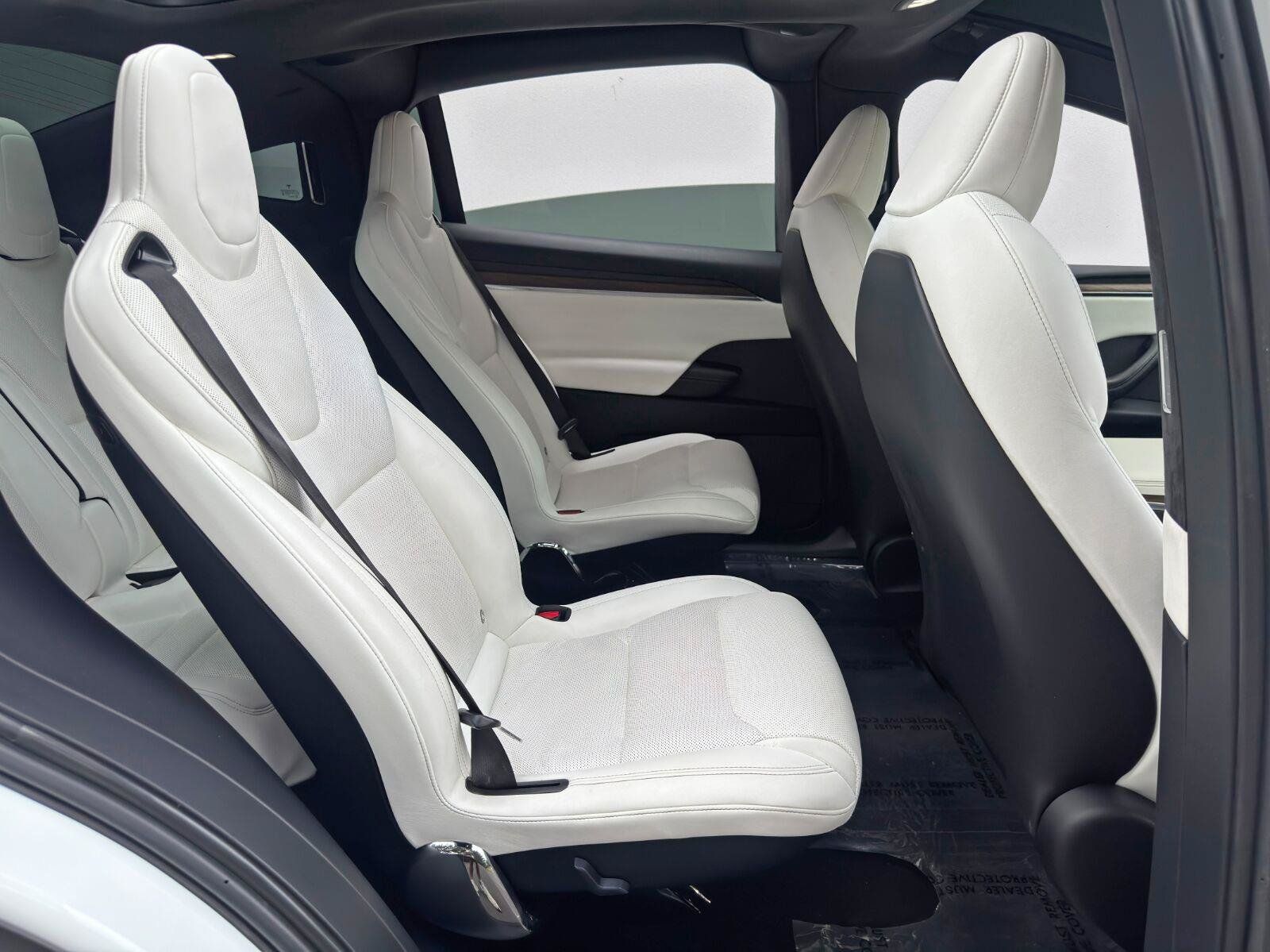 Used 2022 Tesla Model X AWD/4WD image 45