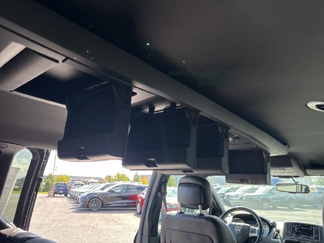 Used 2018 Dodge Grand Caravan GT w/ Safety Sphere Group FWD image 27