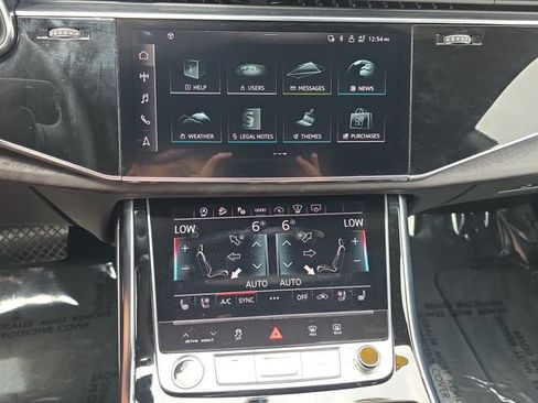 Used 2023 Audi Q8 Prestige AWD/4WD image 20