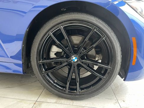 Used 2022 BMW 330i xDrive Sedan w/ M Sport Package AWD/4WD image 28