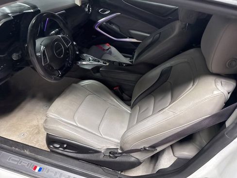 Used 2016 Chevrolet Camaro LT image 4