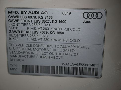 Used 2019 Audi e-tron Premium Plus image 46