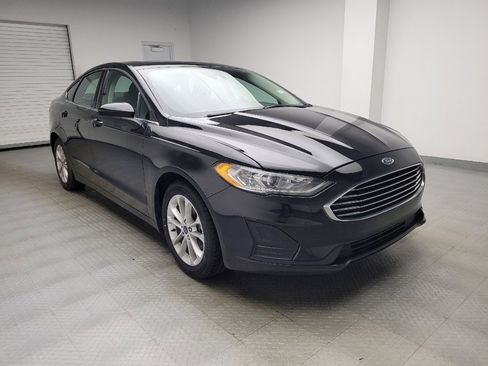 Used 2020 Ford Fusion SE FWD image 13