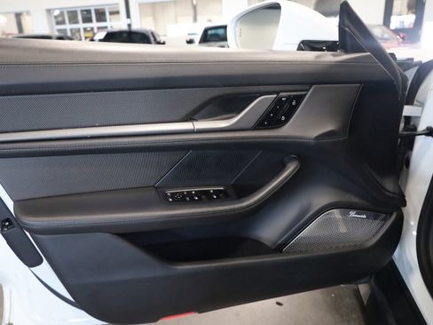 Used 2020 Porsche Taycan Turbo S image 14