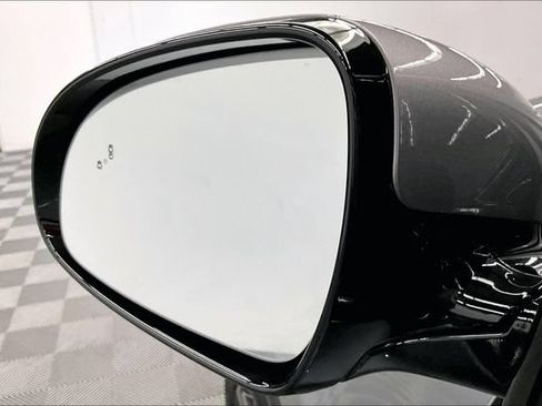 Used 2022 Kia Sportage Nightfall Edition FWD image 37