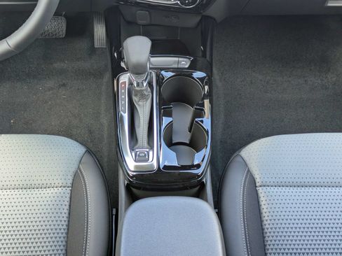 New 2026 Chevrolet Trax LT w/ Driver Confidence Package FWD image 6