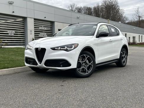 New 2026 Alfa Romeo Stelvio Sprint AWD/4WD image 1