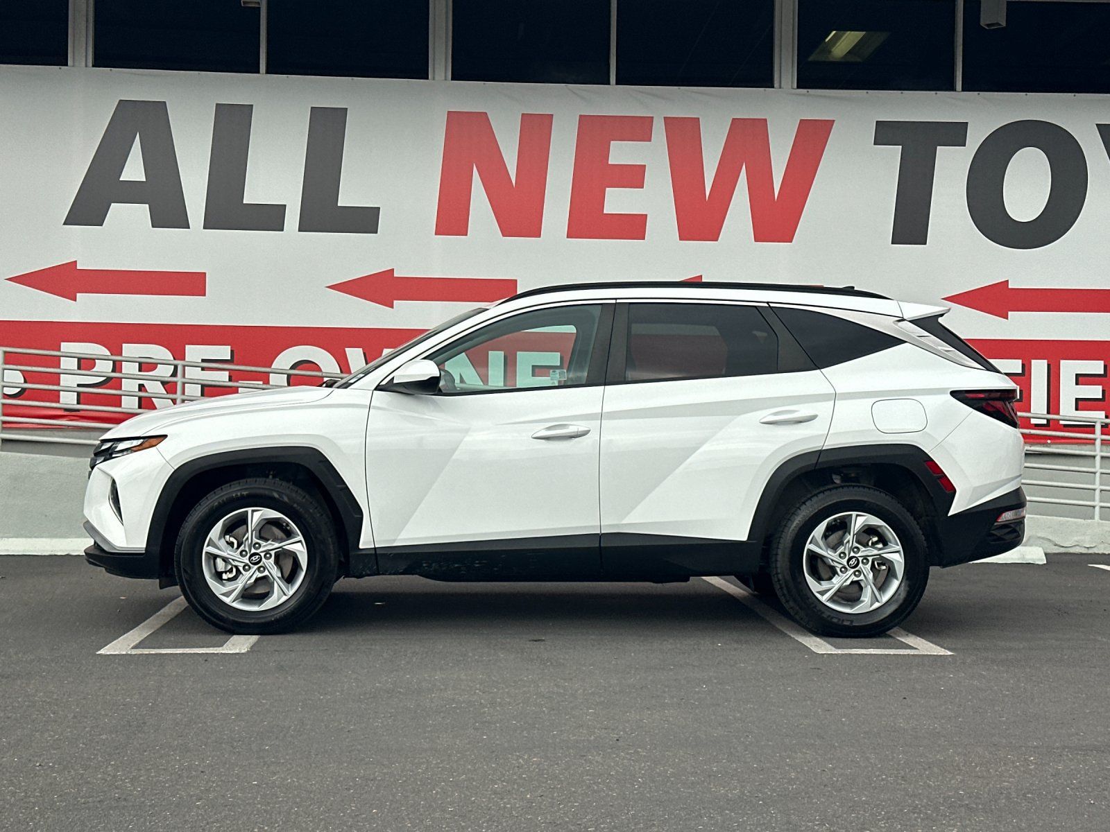 Used 2024 Hyundai Tucson SEL AWD/4WD image 2