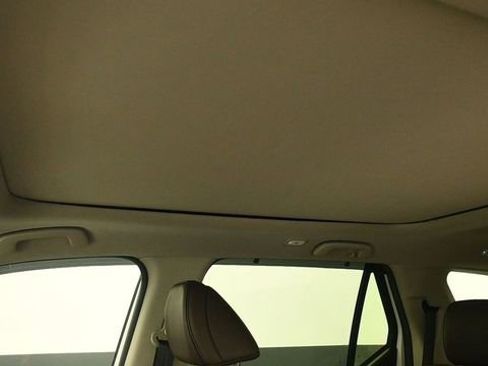 Used 2024 Honda Pilot Elite image 22
