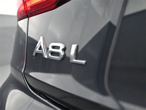 Used 2021 Audi A8 L 3.0T w/ Executive Plus Package image 31