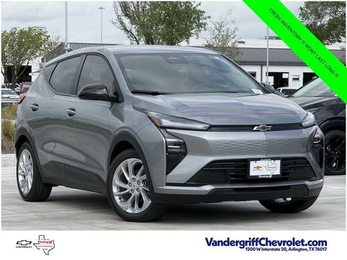 New 2027 Chevrolet Bolt LT w/ Comfort Package FWD image 2