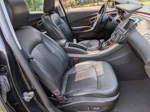 Used 2010 Buick LaCrosse CXS w/ Touring Package FWD image 33