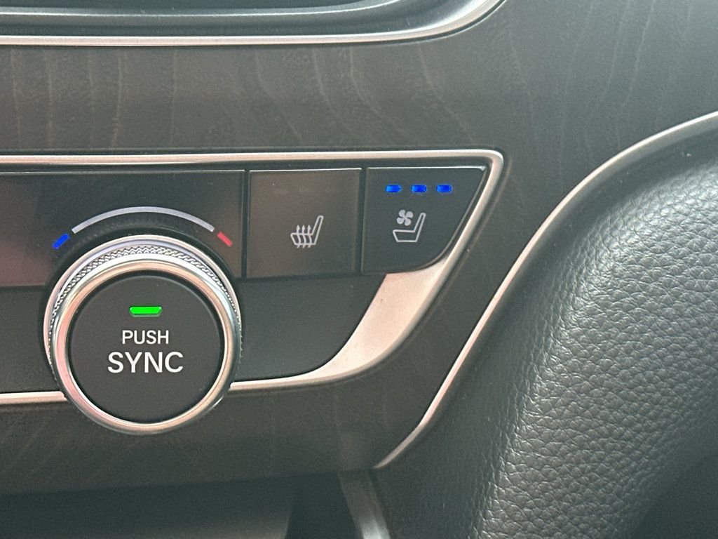 Used 2018 Honda Accord Touring image 26