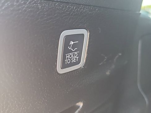 Certified 2024 Jeep Grand Wagoneer L 4WD image 9