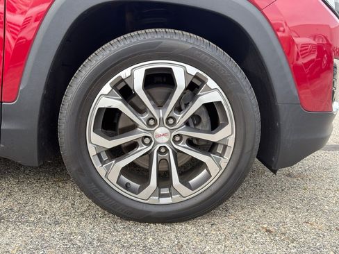 Used 2019 GMC Terrain SLT w/ Preferred Package image 9