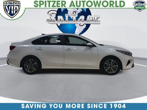 Used 2022 Kia Forte LXS FWD image 10