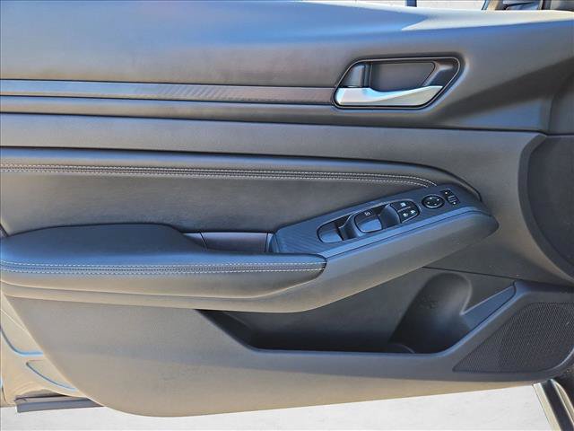 Used 2019 Nissan Altima 2.5 S FWD image 9