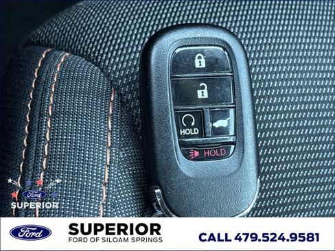 Used 2025 Honda Pilot Sport image 38
