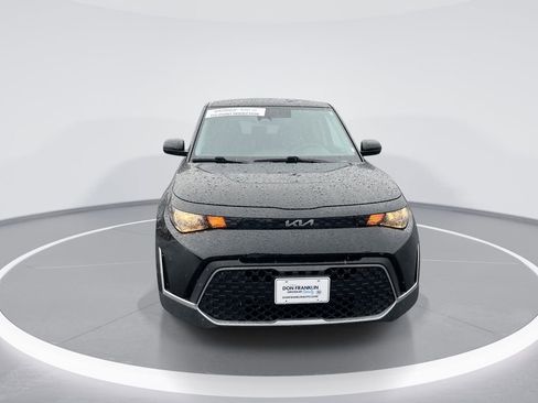 Used 2025 Kia Soul LX w/ LX Technology Package FWD image 3