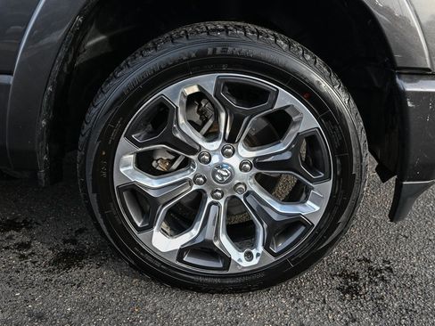 Used 2019 RAM 1500 Limited image 15