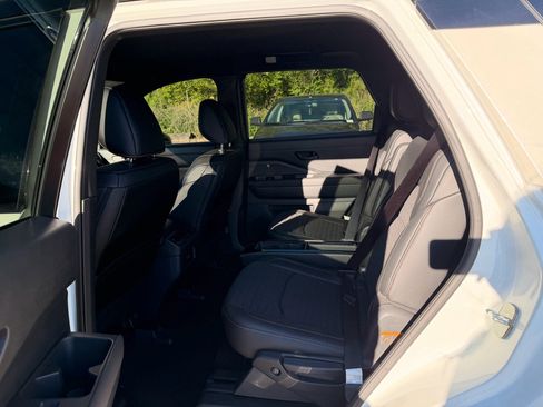 Certified 2023 Nissan Pathfinder Rock Creek AWD/4WD image 7