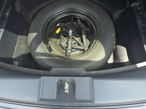 Used 2015 Jeep Patriot Latitude AWD/4WD image 39