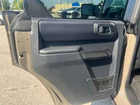 Used 2025 Ford Bronco Badlands AWD/4WD image 36