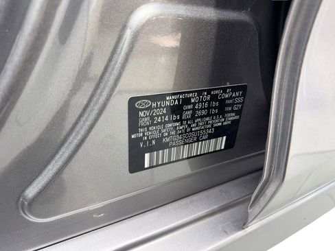 Used 2025 Genesis G70 2.5T image 82