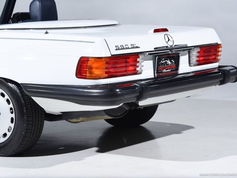 Used 1989 Mercedes-Benz 560 SL image 15