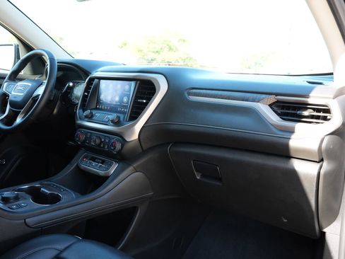Used 2023 GMC Acadia Denali image 25