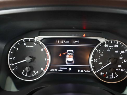 Used 2023 Nissan Rogue SV FWD image 15