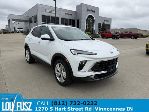 Used 2025 Buick Encore GX Preferred AWD/4WD image 1