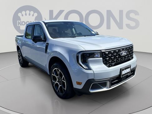 Certified 2025 Ford Maverick Lariat w/ 4K Tow Package AWD/4WD image 18