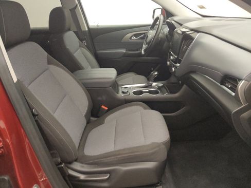 Used 2018 Chevrolet Traverse LT FWD image 21