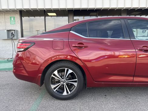 Used 2022 Nissan Sentra SV w/ Trunk Package image 30