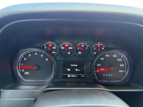 Used 2020 Chevrolet Silverado 1500 Custom Trail Boss w/ Custom Convenience Package image 12