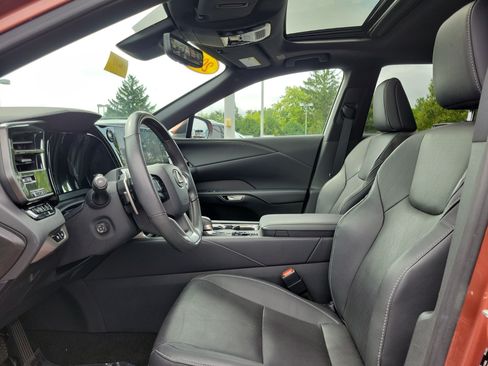 Used 2023 Lexus RX 350 Premium Plus w/ Accessory Package AWD/4WD image 15